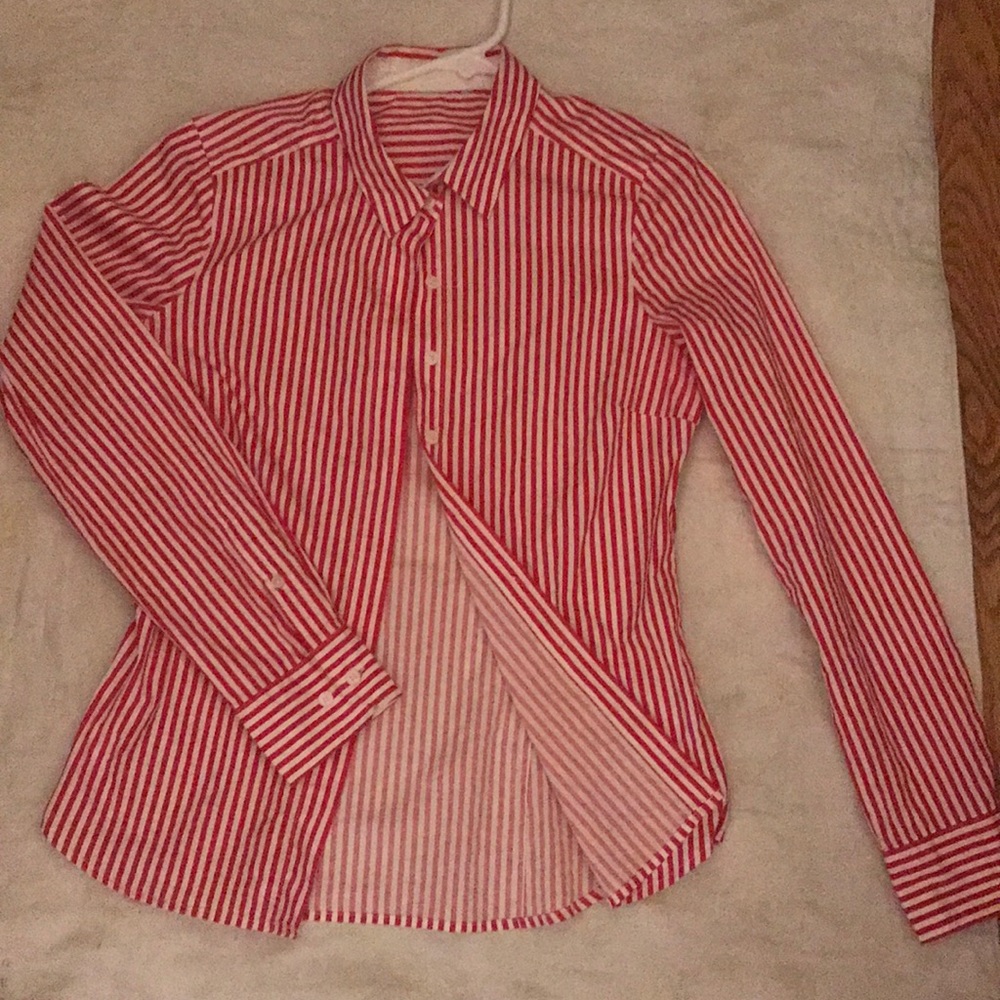 H&M red white stripe button down dress shirt
